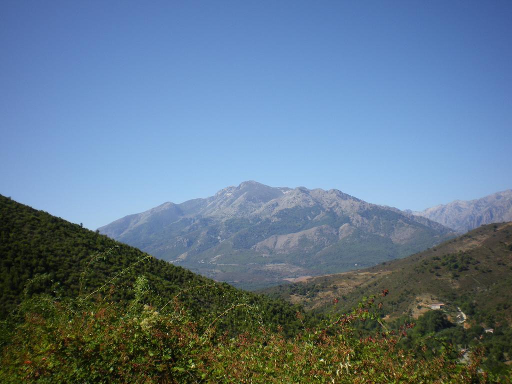 Aghja Suttana L'incantu Santa-Lucia-di-Mercurio